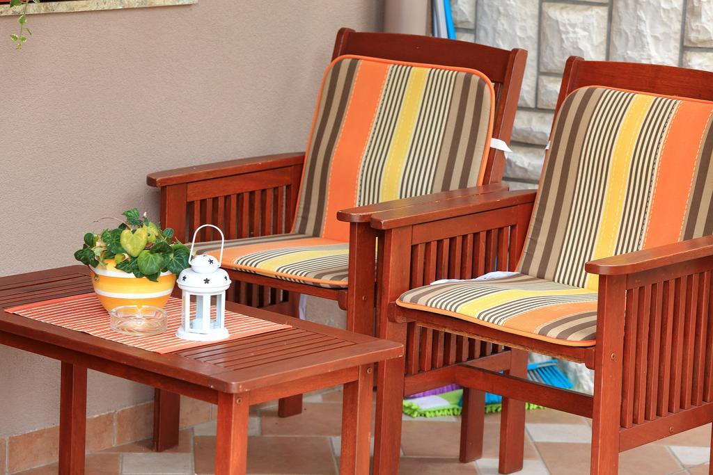 Apartments Melita ビビニェ 部屋 写真