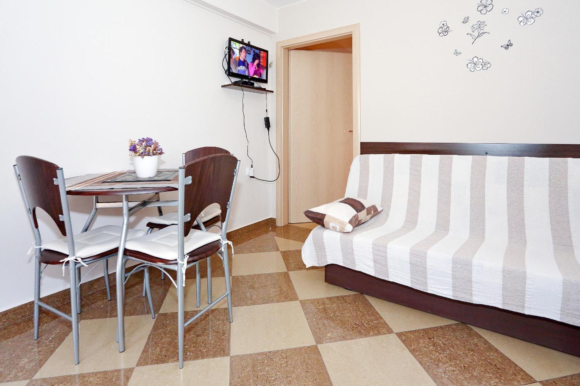 Apartments Melita ビビニェ 部屋 写真
