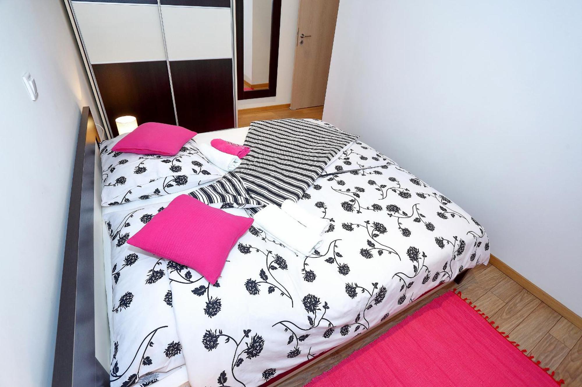 Apartments Melita ビビニェ 部屋 写真